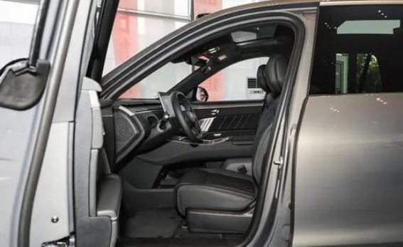 全家出行新选择 试驾乐道L90 Pro六座大型纯电SUV