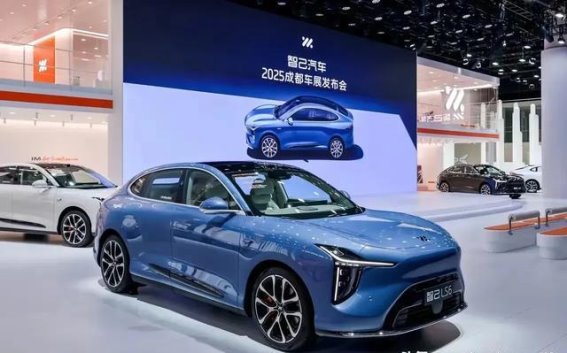 智己LS6：全新智能SUV重新定义新能源出行