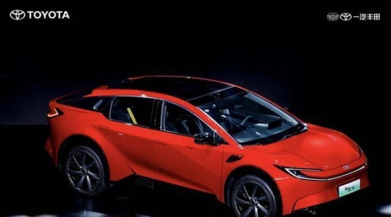 一丰bZ5智能驾驶体验：如何在中国复杂路况中提升驾驶安全与效率