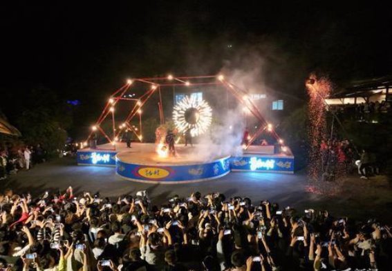 在葛仙村的夜游文化盛宴中感受传统魅力的碰撞