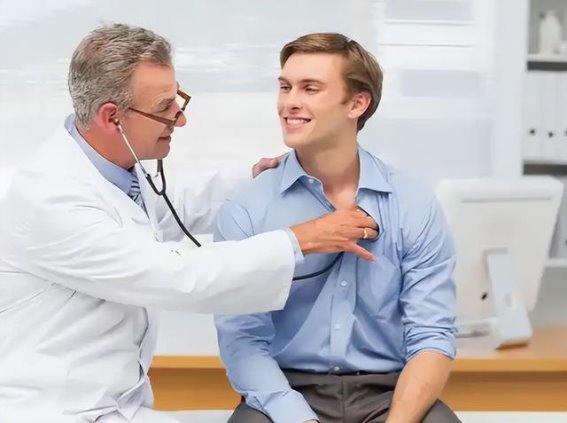 十分钟的检查，十年的安心：一场关于胃镜的健康觉醒