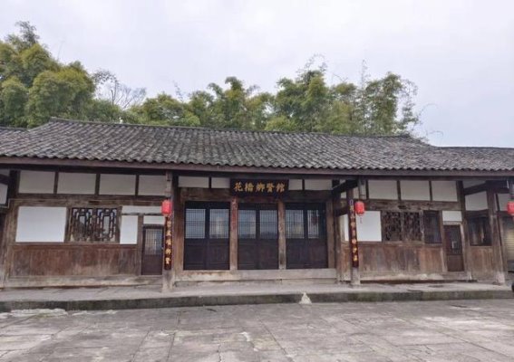 田野中的希望与记忆
