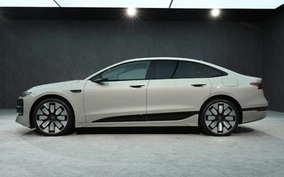 奥迪A6L e-tron：引领豪华电动轿车新潮流