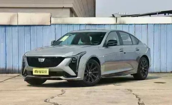 凯迪拉克CT5：运动与豪华的双重演绎