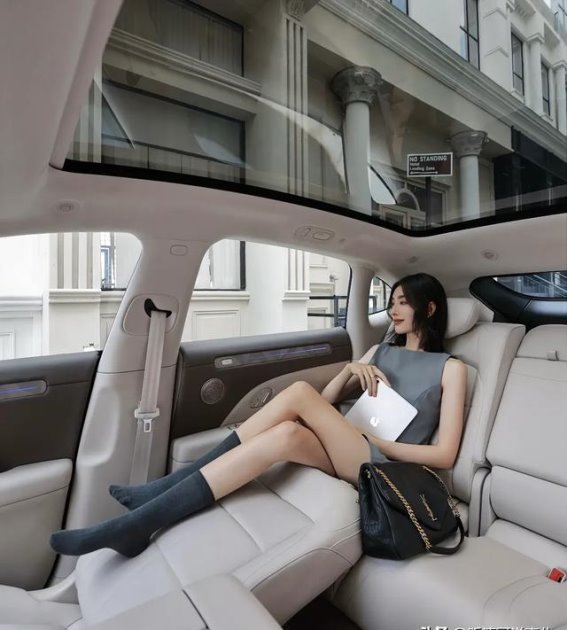 智己LS6增程版：重塑家庭用车的新标准