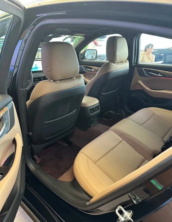 凯迪拉克CT5价格大跳水，性价比大幅提升，值得一看