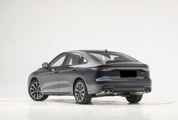 奇瑞艾瑞泽8 PRO 2.0T新款上市：豪华配置与动力升级，值得关注的A+级轿车