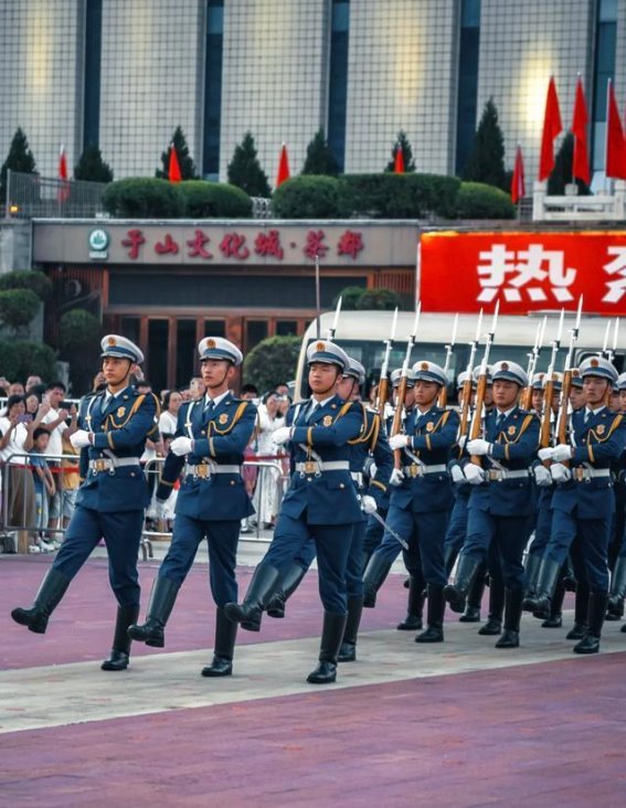 春日福州，跟随徐佳莹的脚步邂逅这座城市的独特魅力