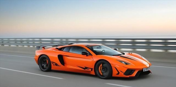 为什么超级跑车总是趴在地上？低趴造型背后的科学与智慧