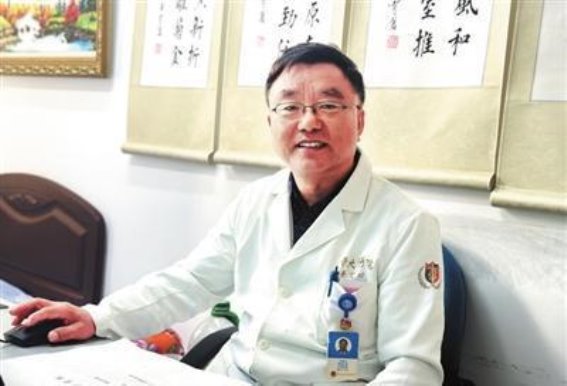 丰育功：守护生命的“拆弹专家”