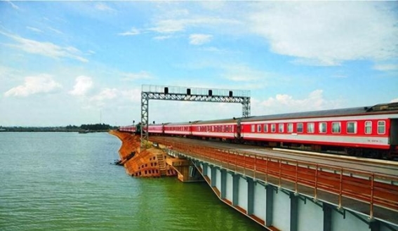 海南岛到广东只需20公里？为何要耗费1420亿建跨海大桥？