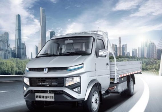 2025年商用车市场：新能源崛起与传统燃油车的挑战