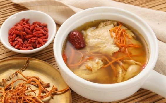 熟地与当归的正确理解：补肾精与补血的深层关系