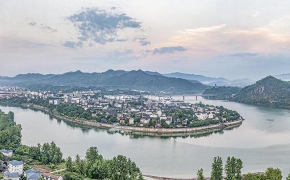 被忽略的宝藏之城，探访9座低调小众城市的独特魅力